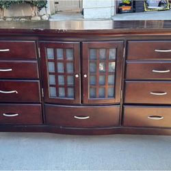 Free! Dresser, Heavy duty