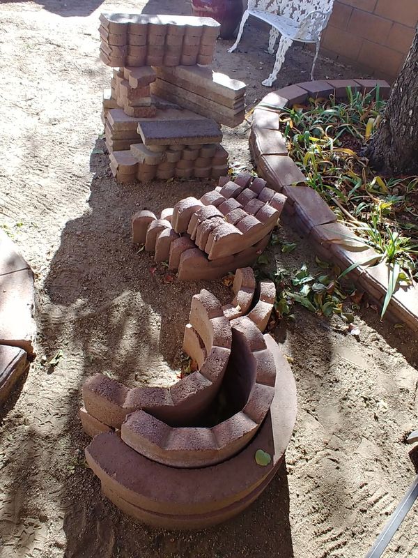 Scalloped red straight and curved border / edging stones ...