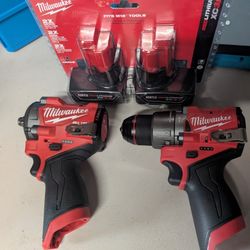 M12 Stubby And Hammer Drill