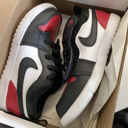 Air Jordans 10c New never worn.