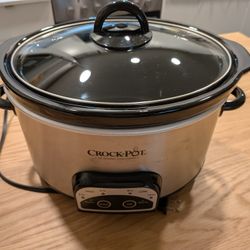 Crock Pot Slow Cooker 4 Qt