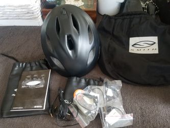 Smith Audio Helmet with Skullcandy headphones. New. $50 Pickup in Oakdale