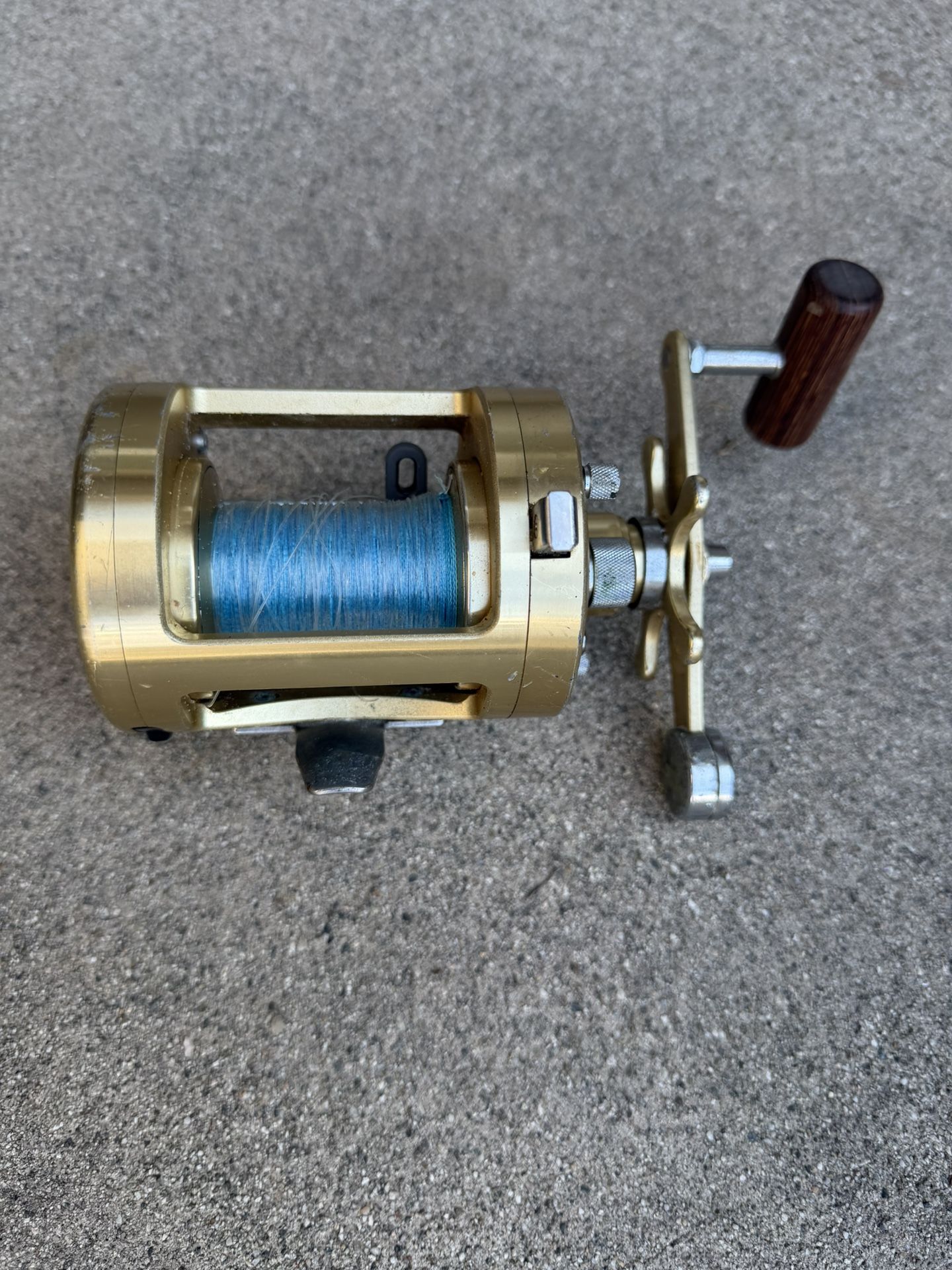 SHIMANO CALCUTTA 700B DEEP SEA OCEAN FISHING 🎣 REEL
