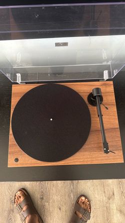 Pro-Ject Turntable with Walnut Plinth