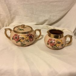 Gibsons Staffordshire gold-trimmed Sugar Bowl and Creamer