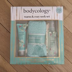 Bodycology Cozy Socks Gift Set Cucumber Melon Fragrance Mist, & Body Cream  New