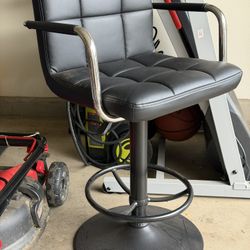 Bar Stool/ Chair