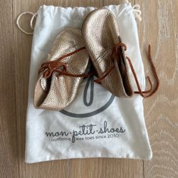 Mon petit Gold Baby Shoes Size 3 