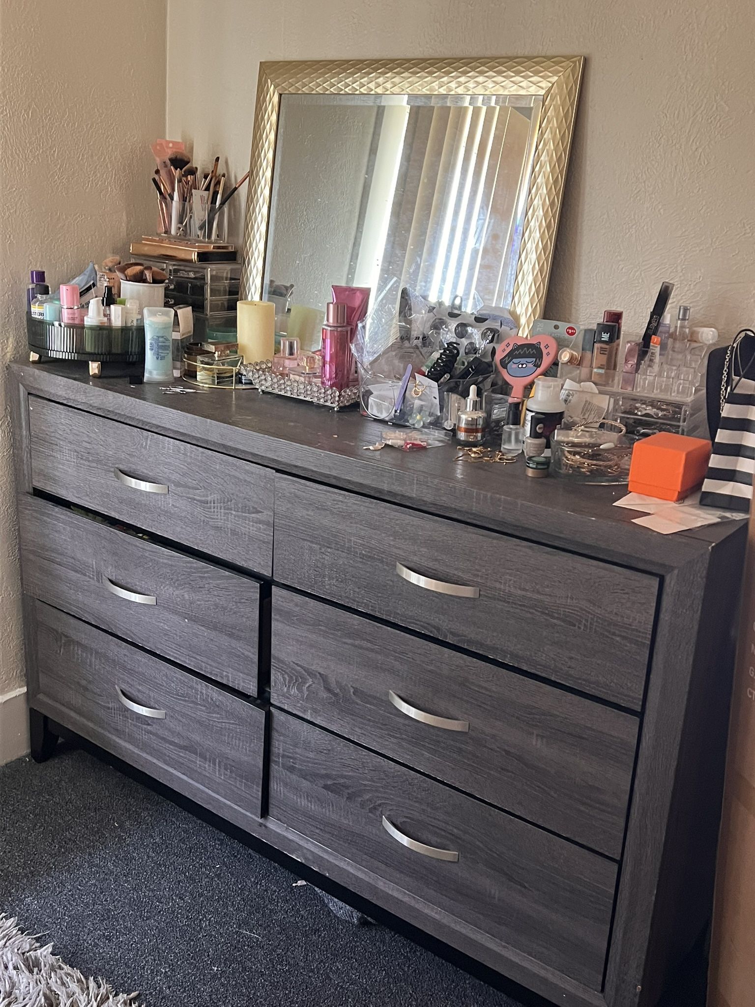 Gray Dresser With 6 Drawers