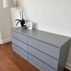 Dresser  Excellent Condition 