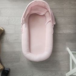 tbed for new born to 8 month 