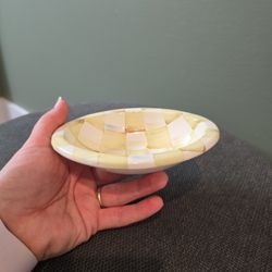 MacKenzie Childs PARCHMENT CHECK ENAMEL SOAP DISH Hand-Painted