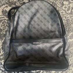 Guess Back Pack 🎒