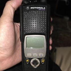 selling a Motorola XTS5000 II VHF P25 Digital Two Way Radio its a model 2 