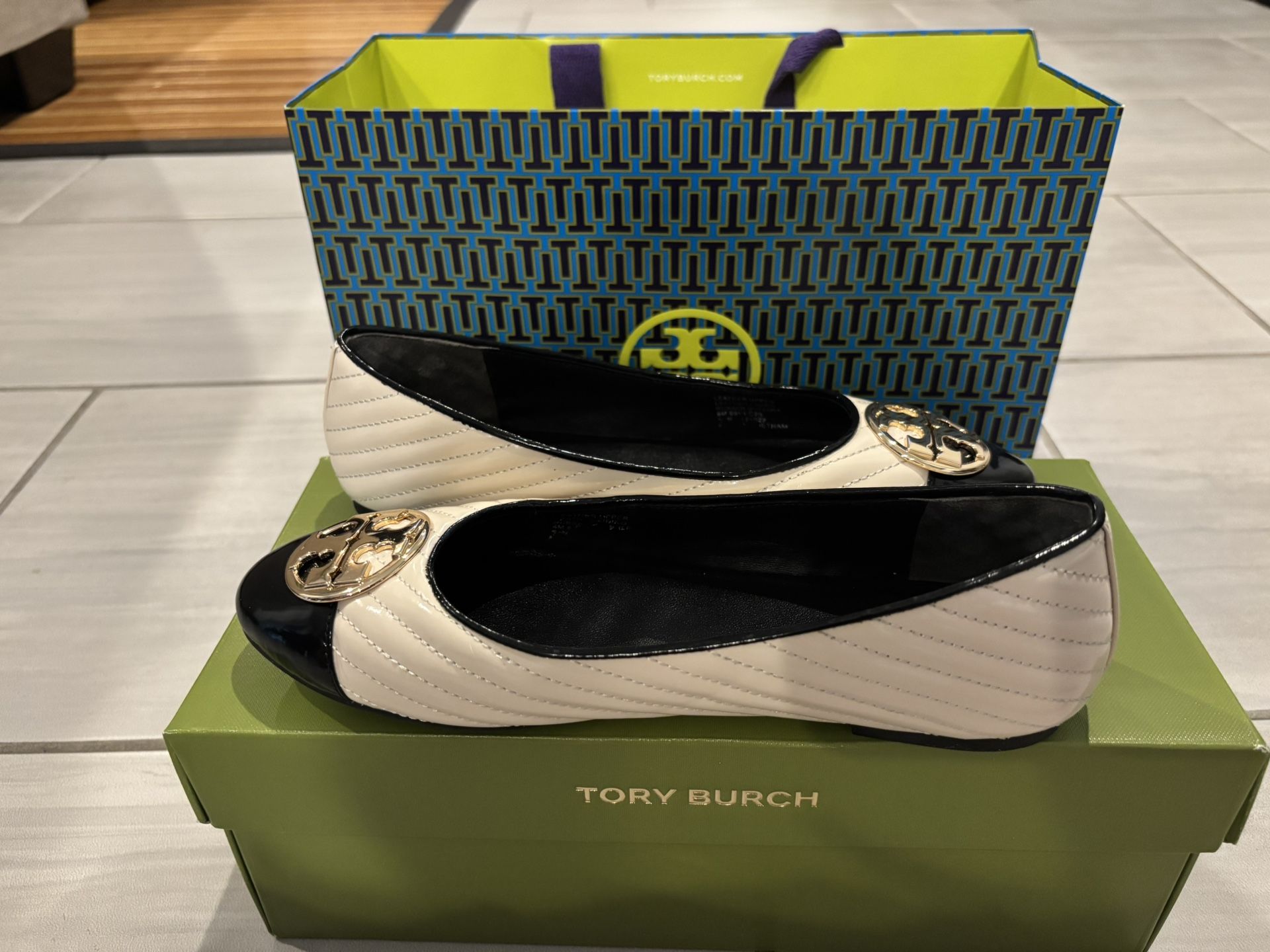 Tory Burch Black and Cream Quilted Flats