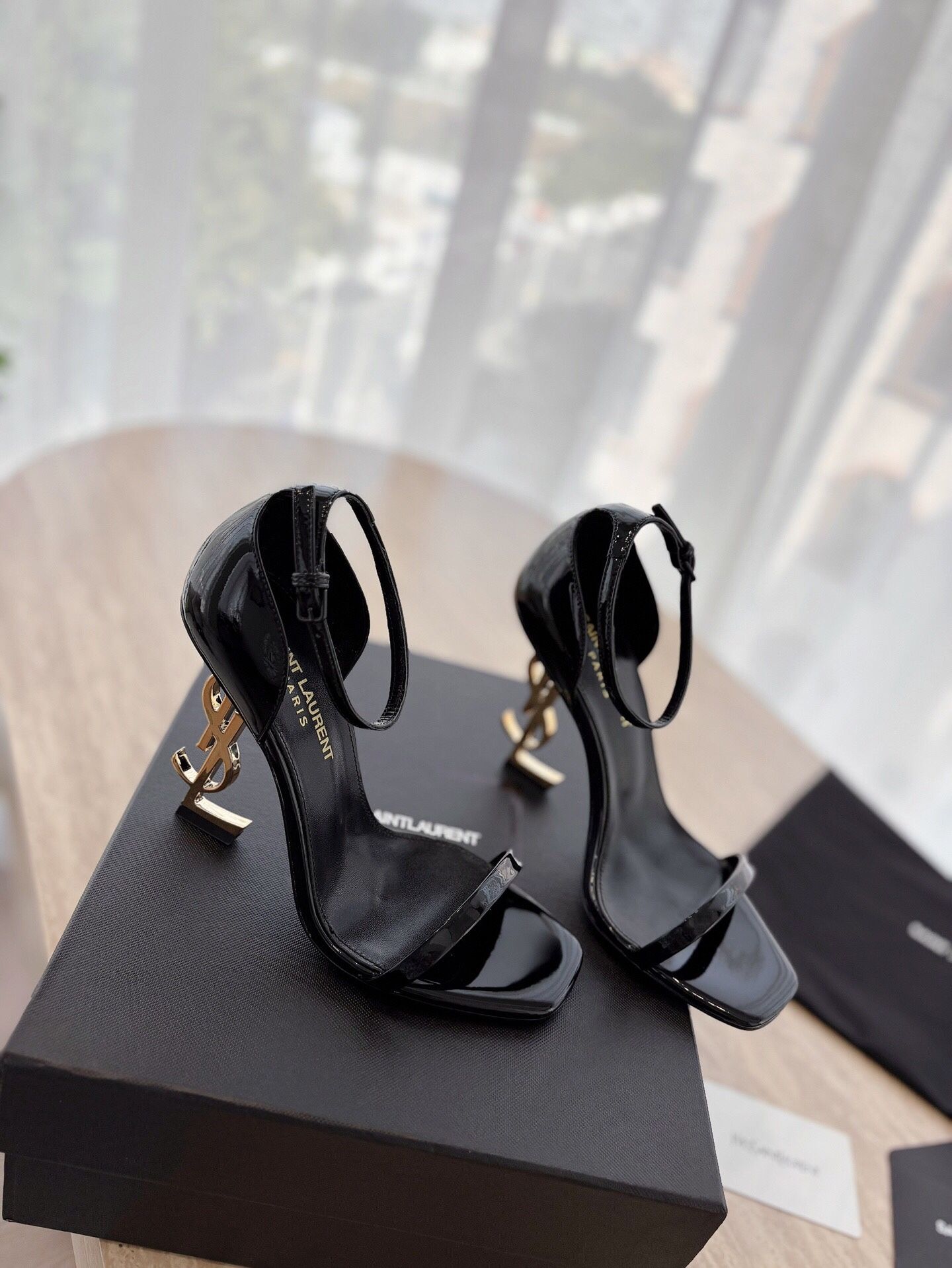 YSL Women’s Shoes 2025 New 