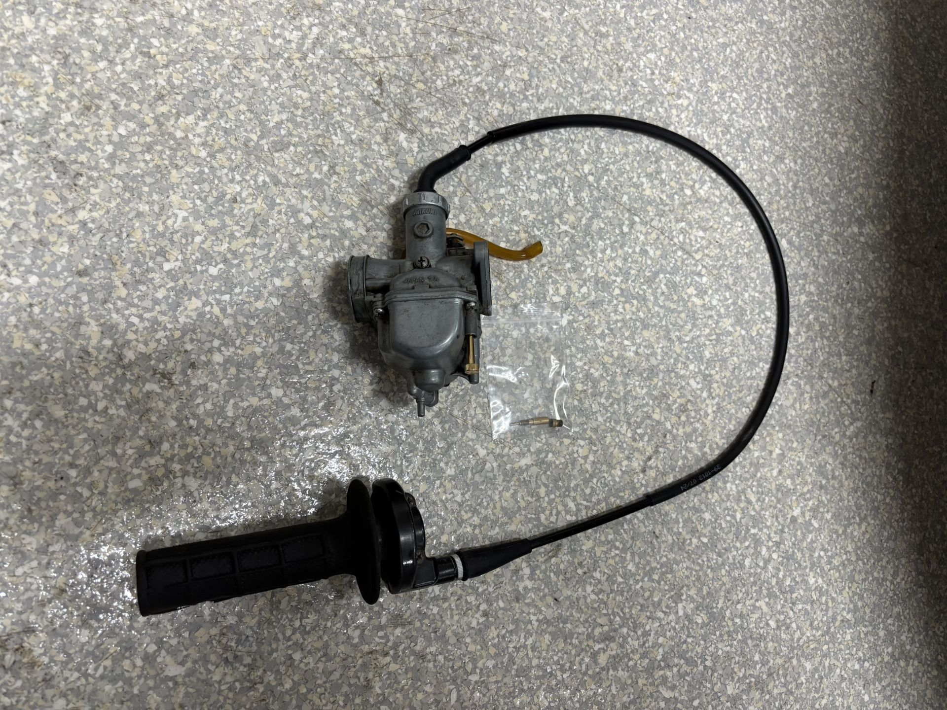 Mikuni 26mm carburetor carb with xr100 throttle and cable