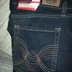 Lady's Levi Strauss Signature Size 20 