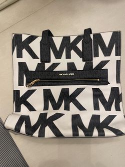 Michael Kors MK Logo