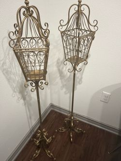 Metal lantern candle stand.
