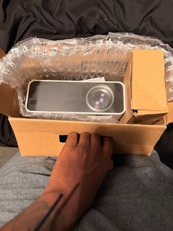 Portable LCD PROJECTOR ‼️