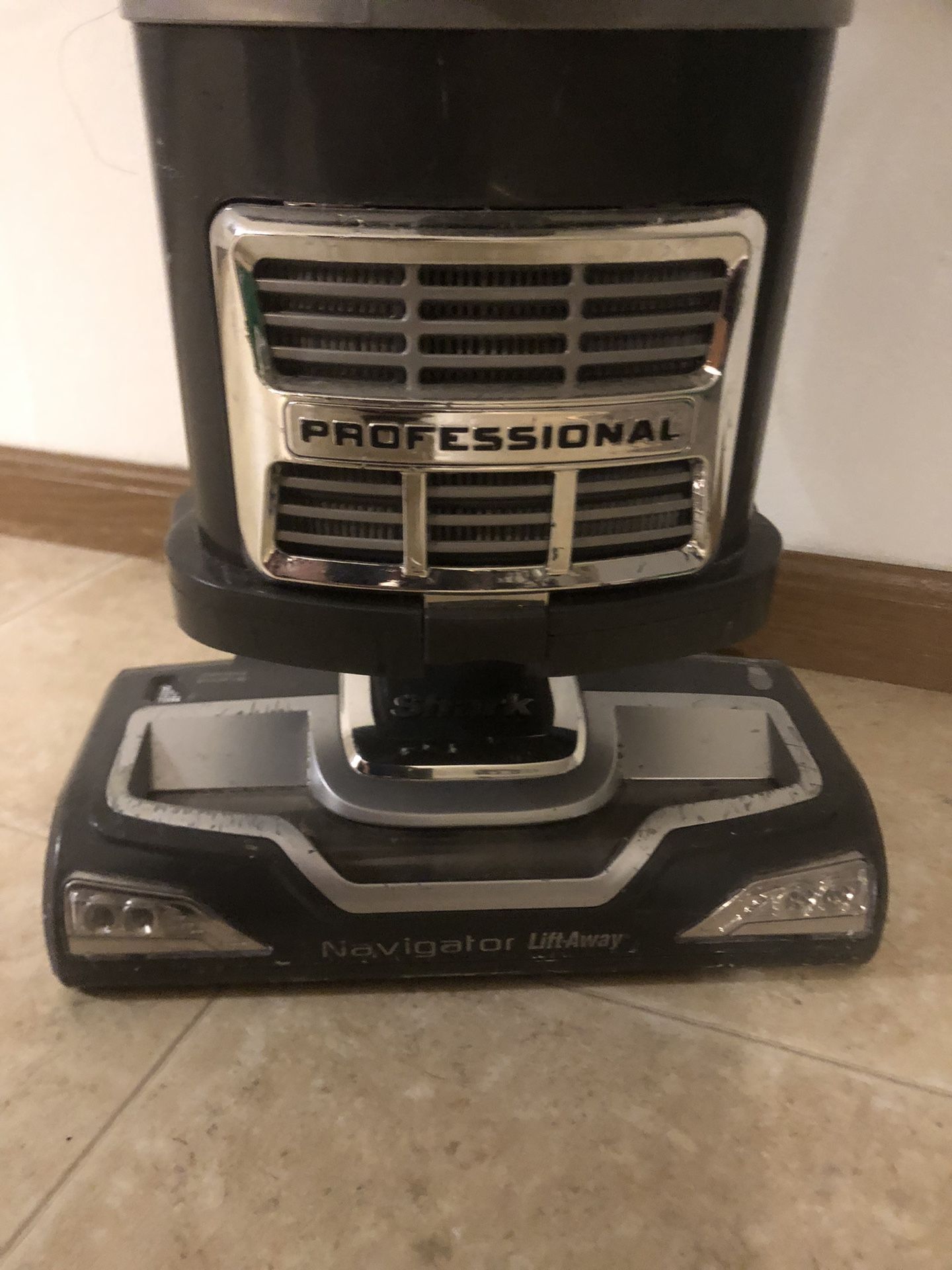 Shark Professional Up-right Vaccuum