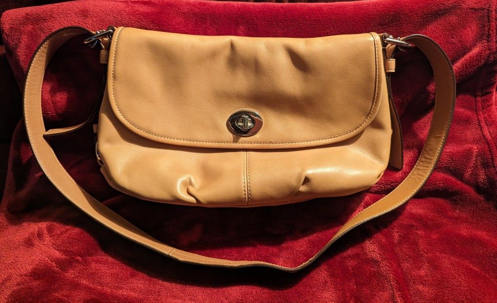 COACH Legacy Camel/Tan Leather Flap Duffle Crossbody Bag D1069-F15170