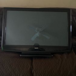 Sanyo Television 42 Inches No Remote Works Great 