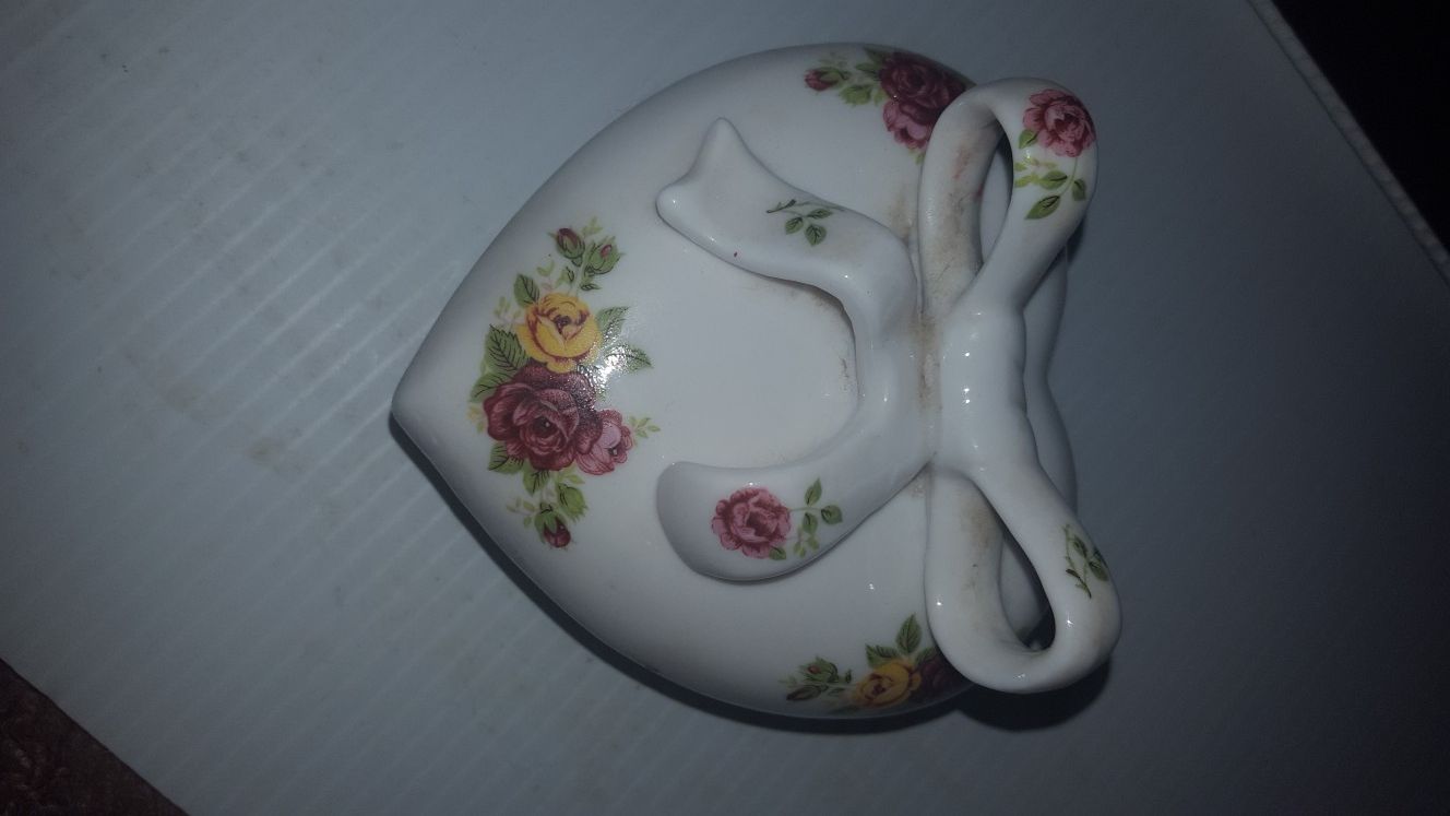 royal Albert dish