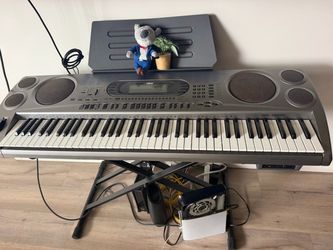 Casio WK-1800 76-Key Electronic Keyboard