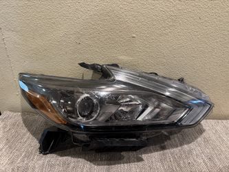 2016-2018 NISSAN ALTIMA HEADLIGHT RH HALOGEN