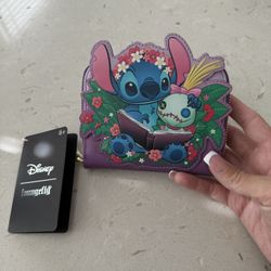 Brand New Stitch Hard Tag Loungefly Wallet 