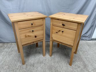Natural Wood Scandinavian Minimalist Nightstand (Set of 2)
