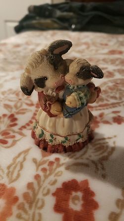 Mary's moo moo's decor