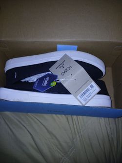 Woman's Shoes Size 10