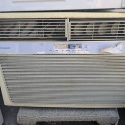 Window AC