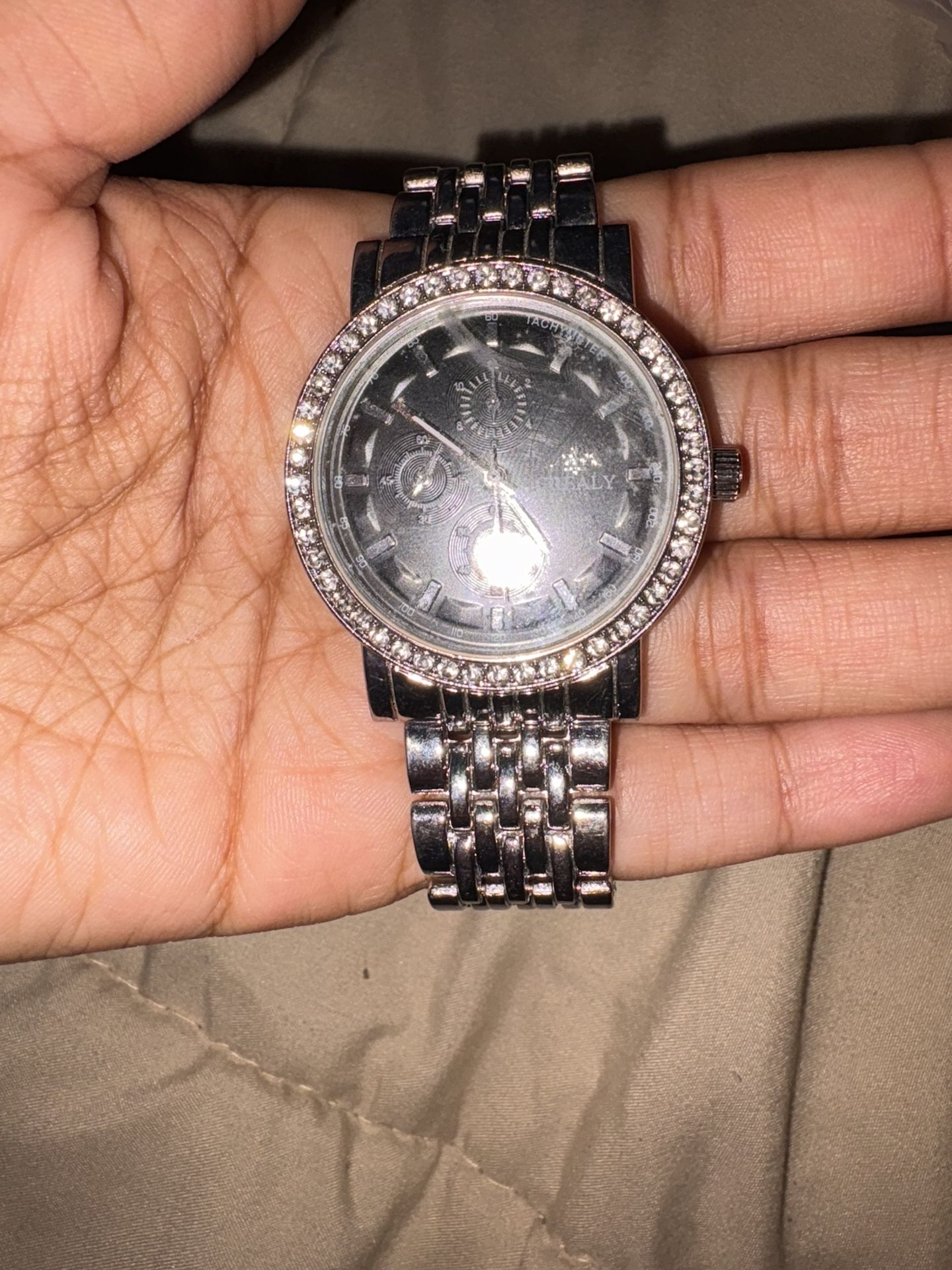 Women’s Silver rhinestone watch with a touch of glamour #glamourwatch