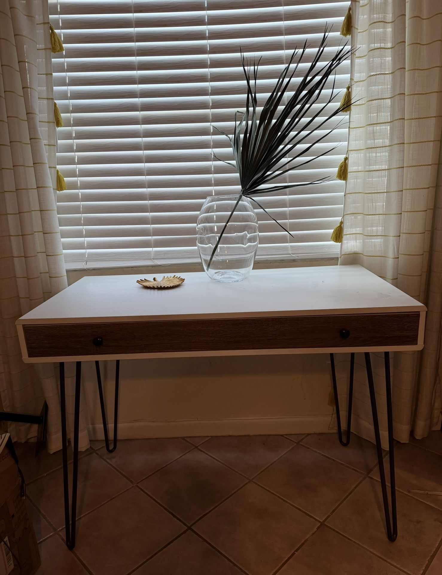 Mid-Century Modern Desk – Hairpin Legs – White & Brown