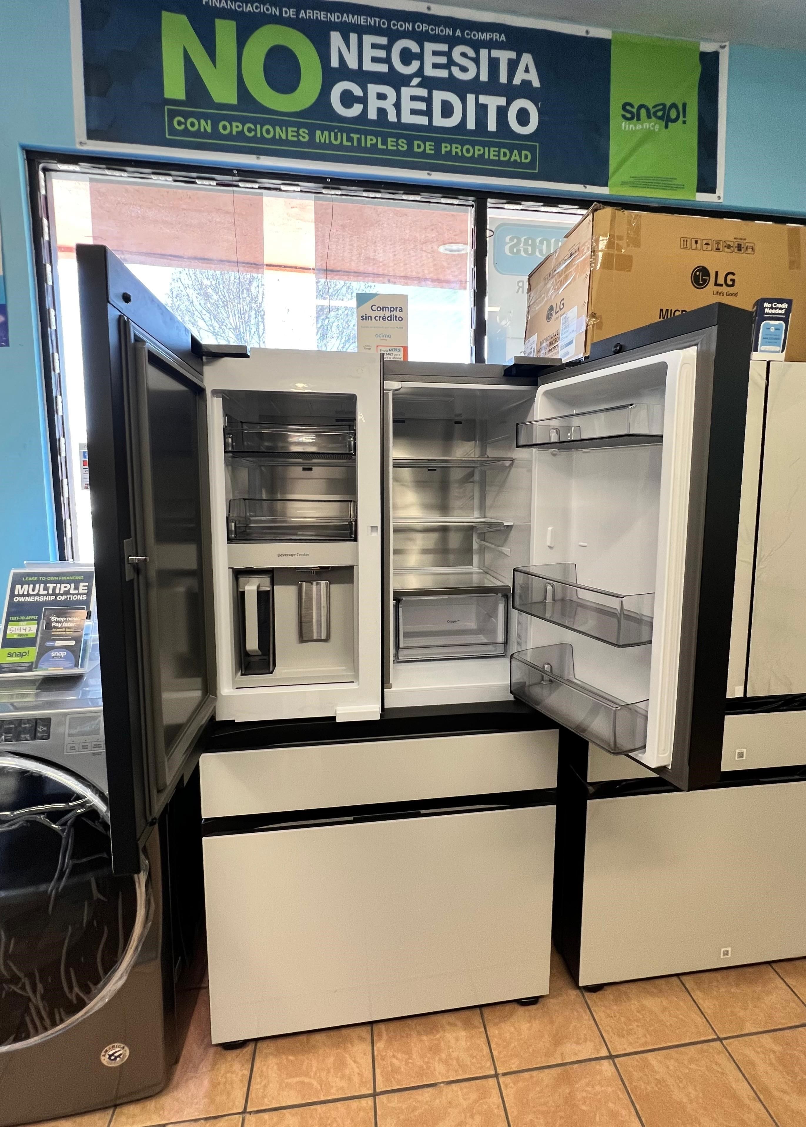 Samsung Bespoke 23 Cu Ft 4 French Door Smart Refrigerator With Beverage Center In White Glass Counter Depth