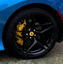 Factory Ferrari F8 wheels and trims