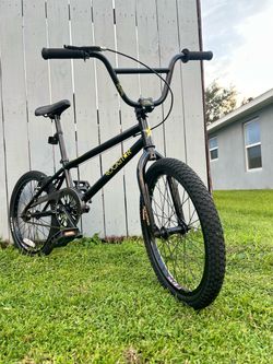 Free Agent Rockstar BMX Bike like new