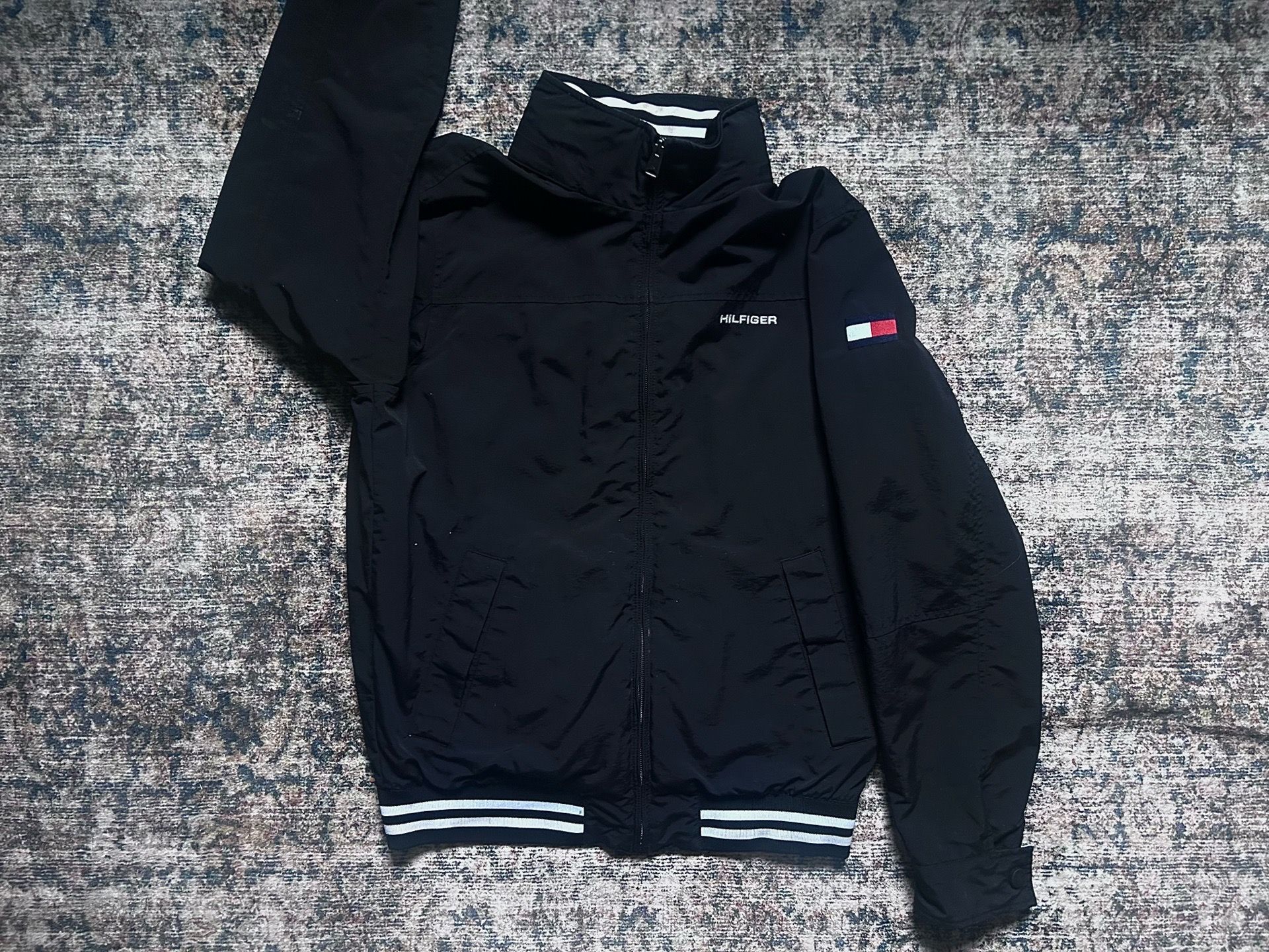 tommy hilfiger windbreaker jacket