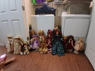 Porcelain Doll Collection – Lot of 12