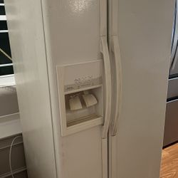 Refrigerator (Side By Side)