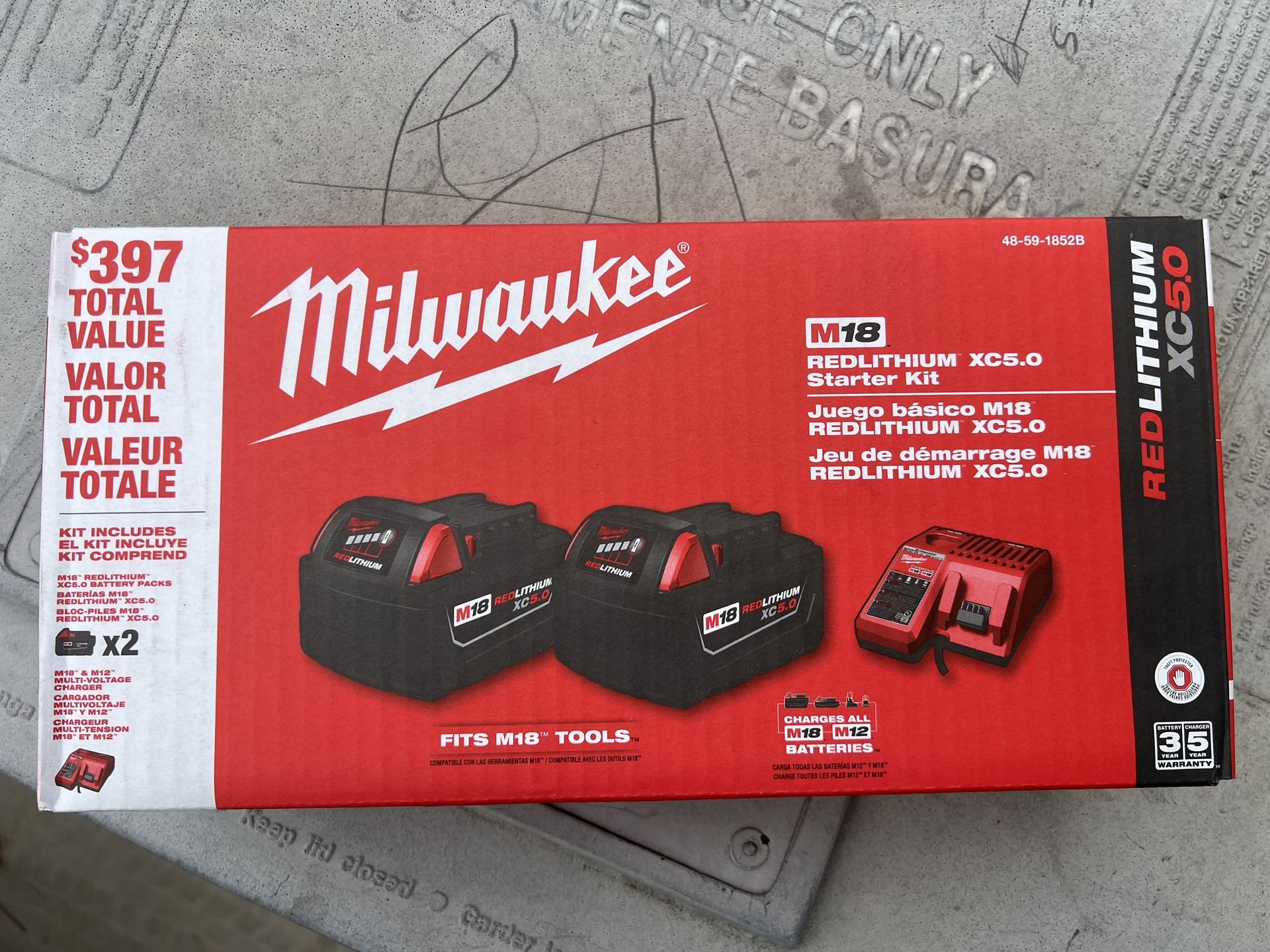 MILWAUKEE BATTERY KIT (2) Battery (1) Charger 