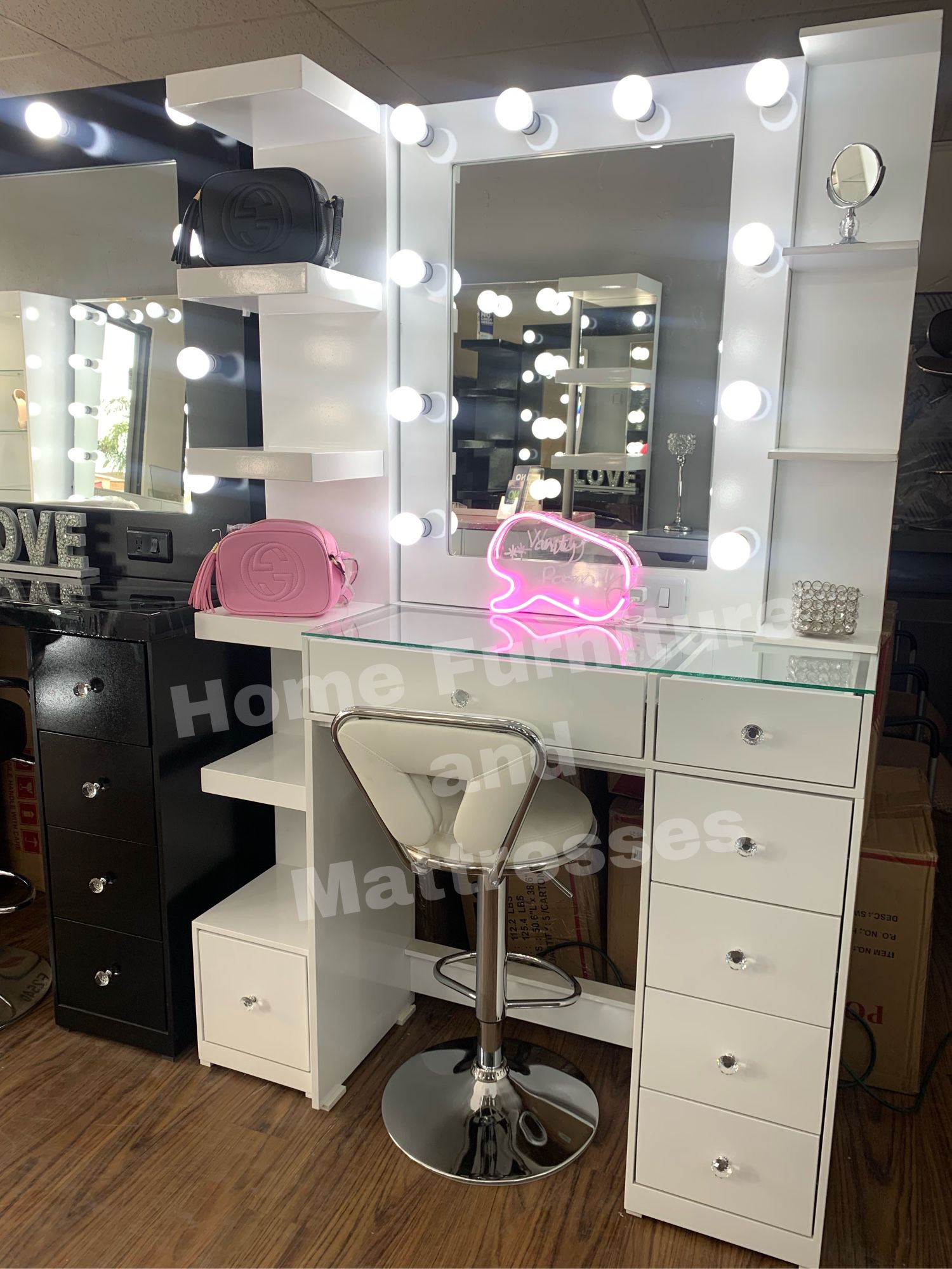 Vanity Set Hollywood Mirror LED Lights Makeup Table New✨Hello Spring💖