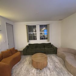 Complete Luxury Living Room Set – Like New