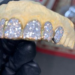 10k Gold With Diamond 