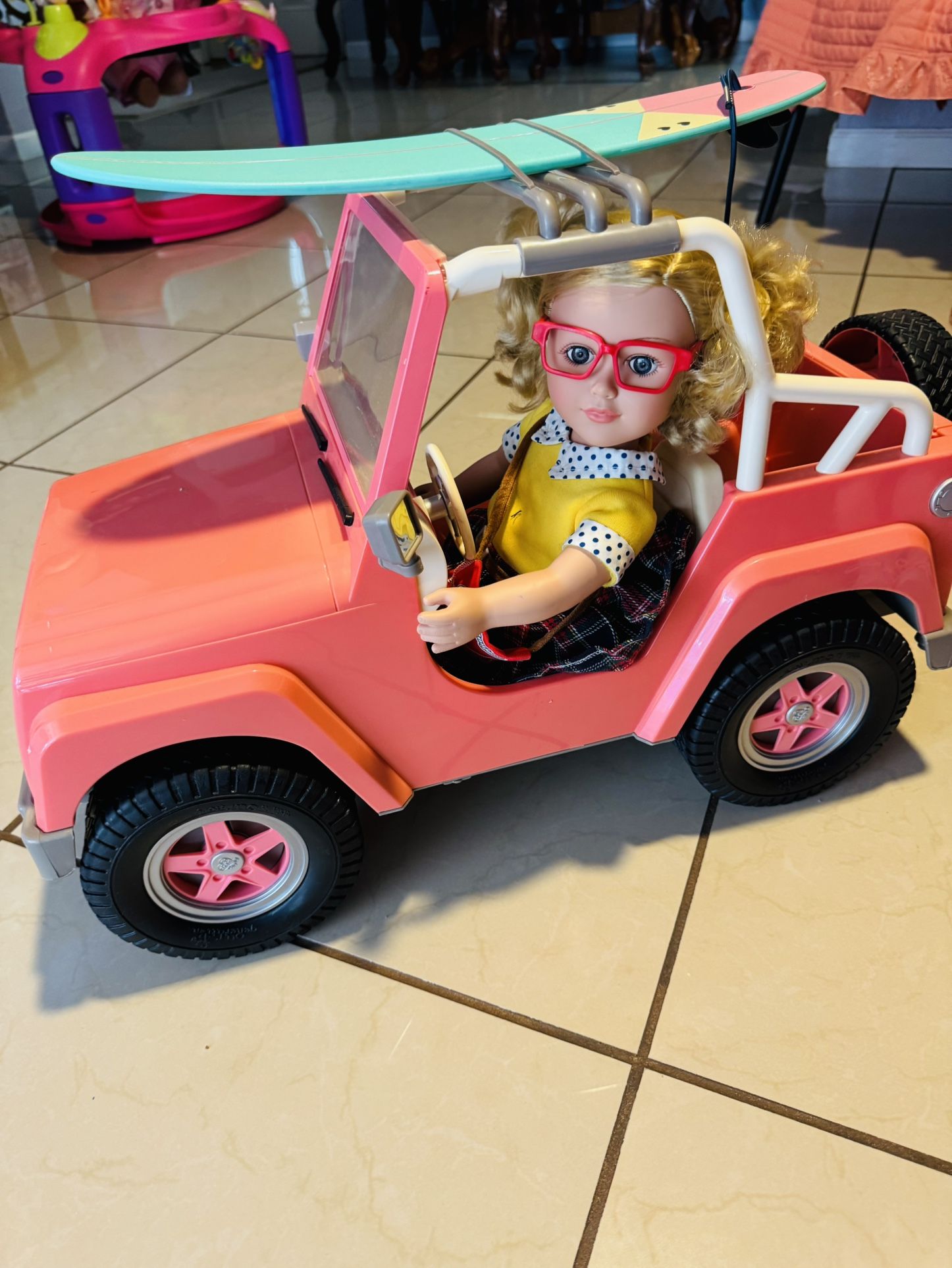 $40 Generation Dolls 2 Dolls And Jeep And Clothes 