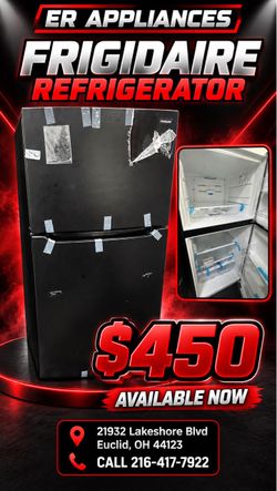 Frigidaire Top-Freezer Refrigerator Black